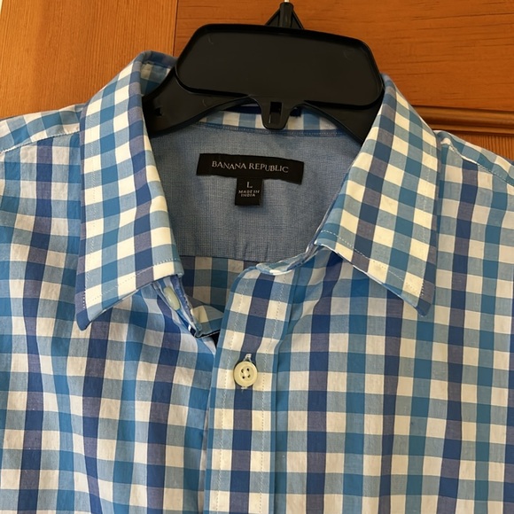 Men’s EUC Banana Republic Short-sleeve button down (size L) - Picture 2 of 7